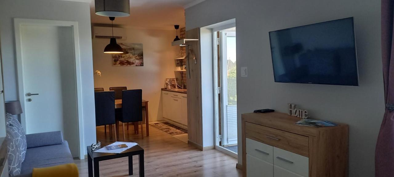A Bringas Apartman Balatonfured Exterior photo